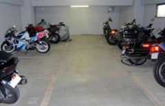世田谷区のバイク用トランクルーム・ハローストレージ